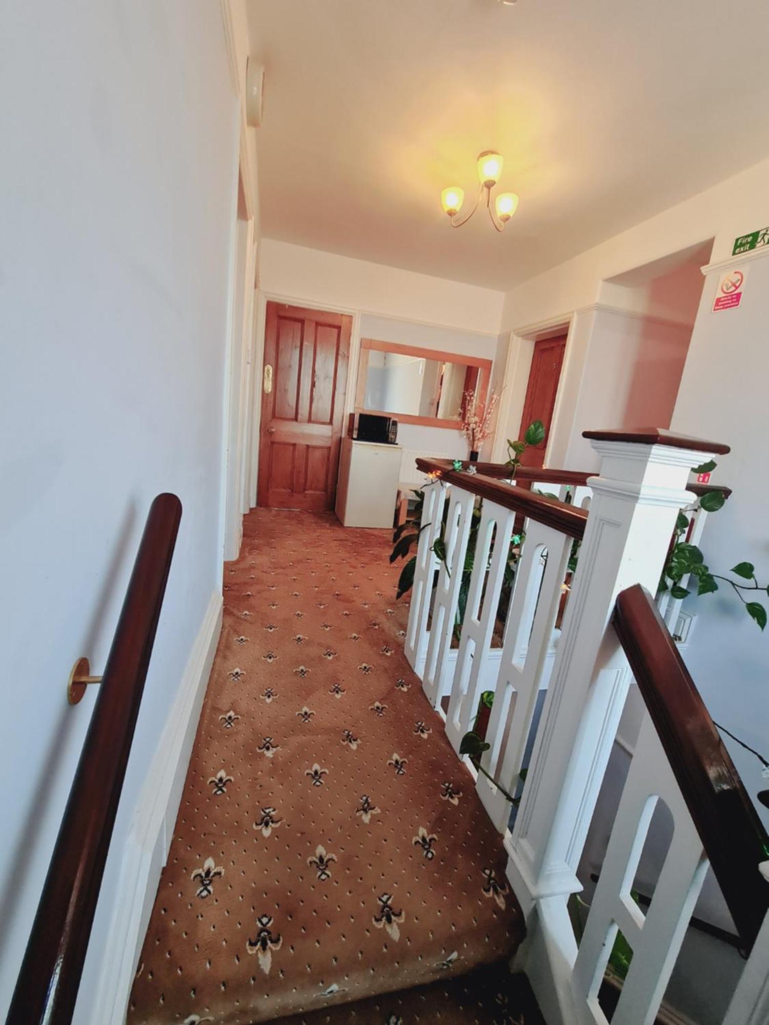 Thornbury Accommodation Burnham-on-Sea エクステリア 写真